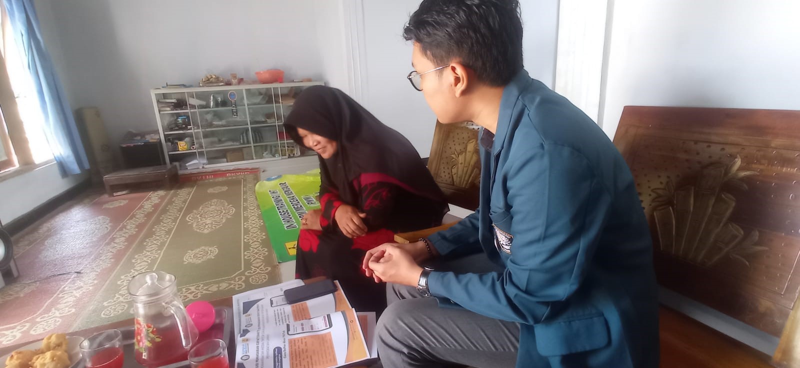 Pemasaran UMKM Belum Efektif ? Mahasiswa KKN-T UNDIP Melakukan Sosialisasi dan Pelatihan Optimalisasi UMKM Melalui Platform “Tiktok dan Instagram” Desa Sukorejo